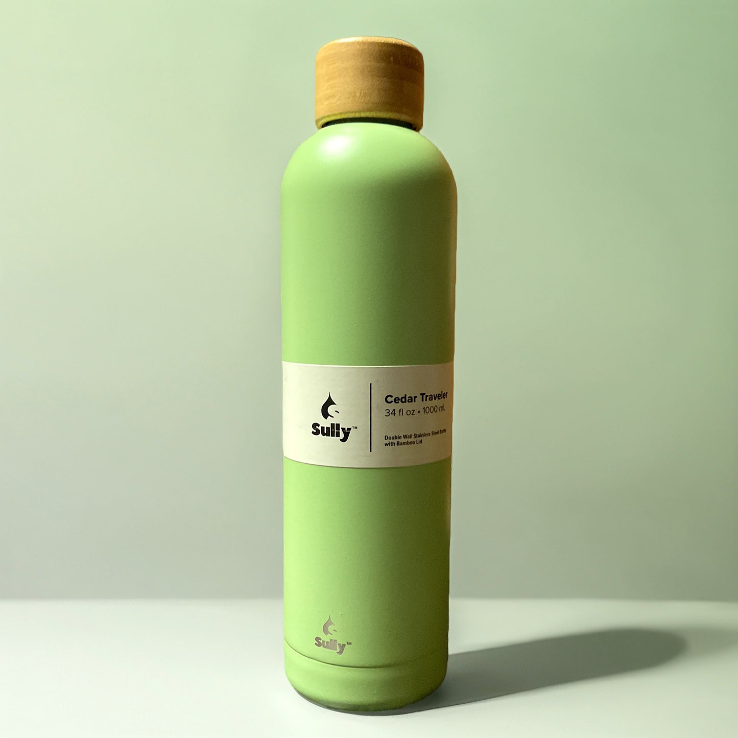 Sully™ Cedar Traveler 34oz Stainless-Steel Bottle w/ Bamboo Lid